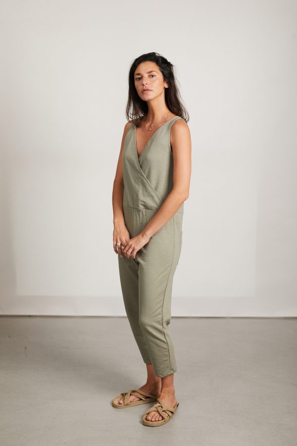 Overall nature green